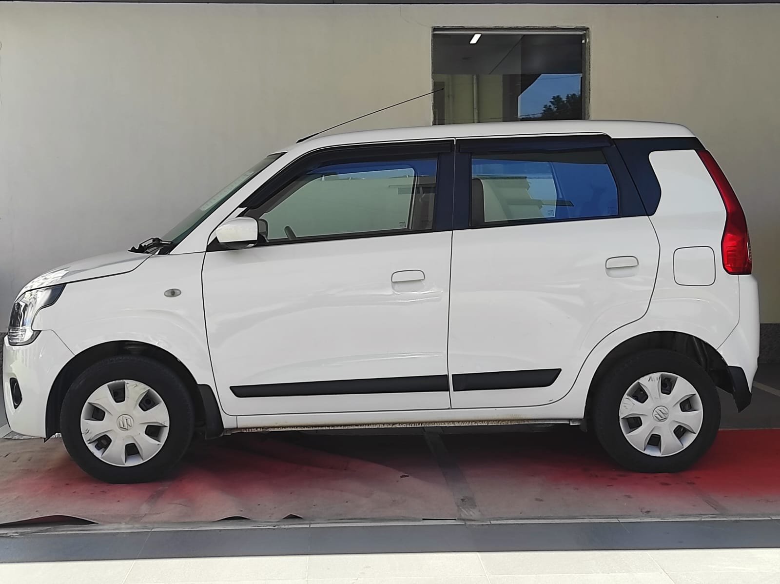 MARUTI SUZUKI WAGON R VXI (O)